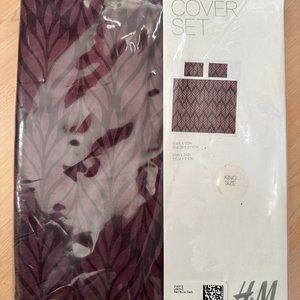 H&M Duvet Cover Leafy Print Bedding, King Size, Burgundy, NWT, 100% Cotton, $50